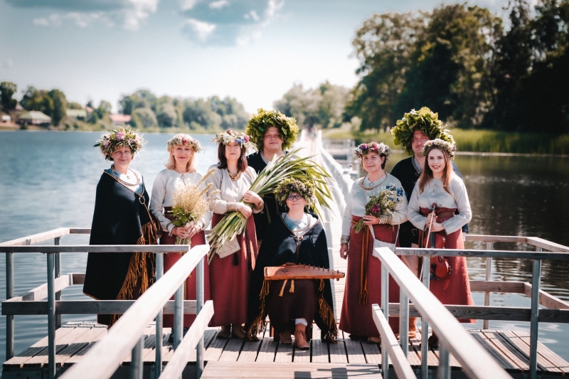 Ciblas folkloras kopas “Ilža” dalībnieki