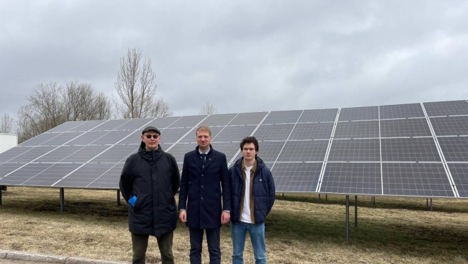 Publicitātes nolūkos aicinām izmantot arī foto no Klimata un enerģētikas ministra K. Meļņa tikšanās ar SIA Lūdzas maiznīca pārstāvjiem.