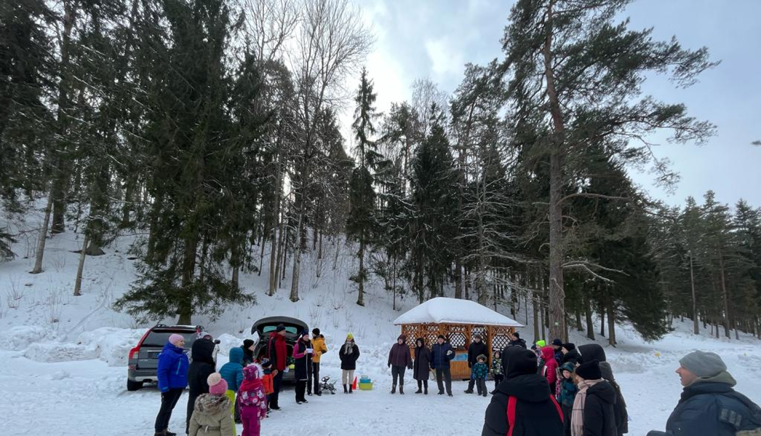 Ciblā izbauda ziemu sportiskā gaisotnē, Ludzā pulcējas galda tenisa entuziasti
