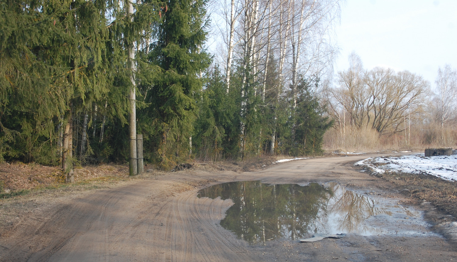 Pašreiz Banoņejas ceļš izskatās šādi. Pēc pusotra gada te būs pavisam cita ainava.