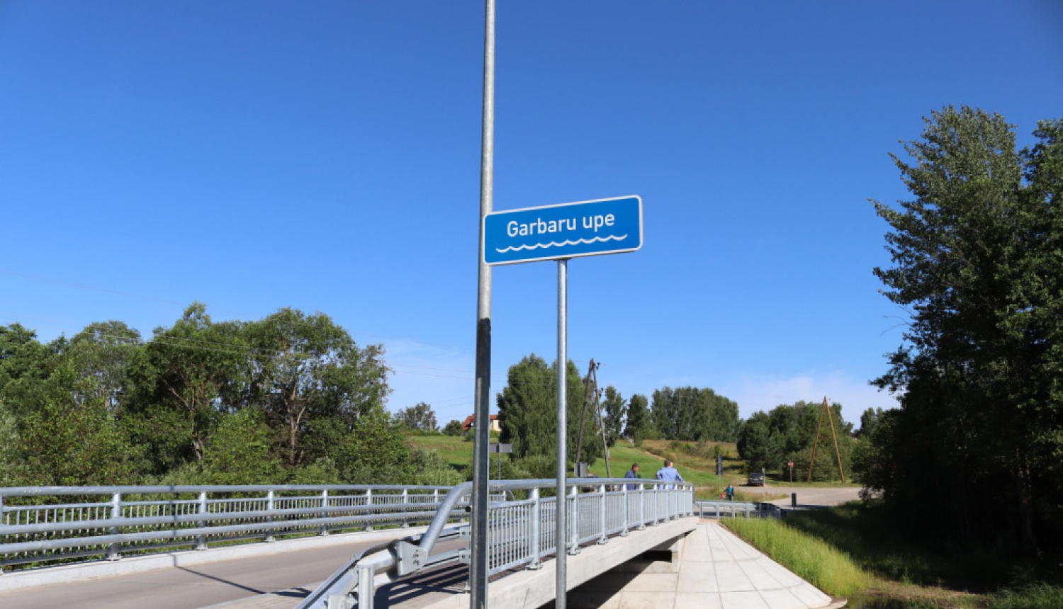 Ekspluatācijā pieņemtais tilts pār Garbaru upi