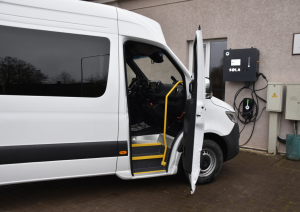 Ludzas novadā iegādāts jauns elektroautobuss skolēnu pārvadājumu nodrošināšanai