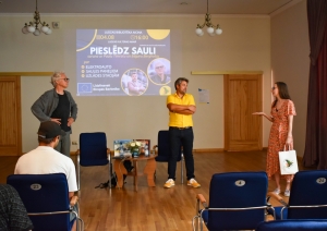 Izglītojoši izklaidējošs pasākuma "Pieslēdz sauli" aktivitātes