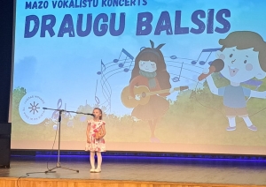 Skanīgi aizvadīts Ludzas novada pirmsskolas izglītības iestāžu mazo vokālistu koncerts "Draugu balsis"