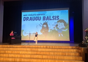 Skanīgi aizvadīts Ludzas novada pirmsskolas izglītības iestāžu mazo vokālistu koncerts "Draugu balsis"