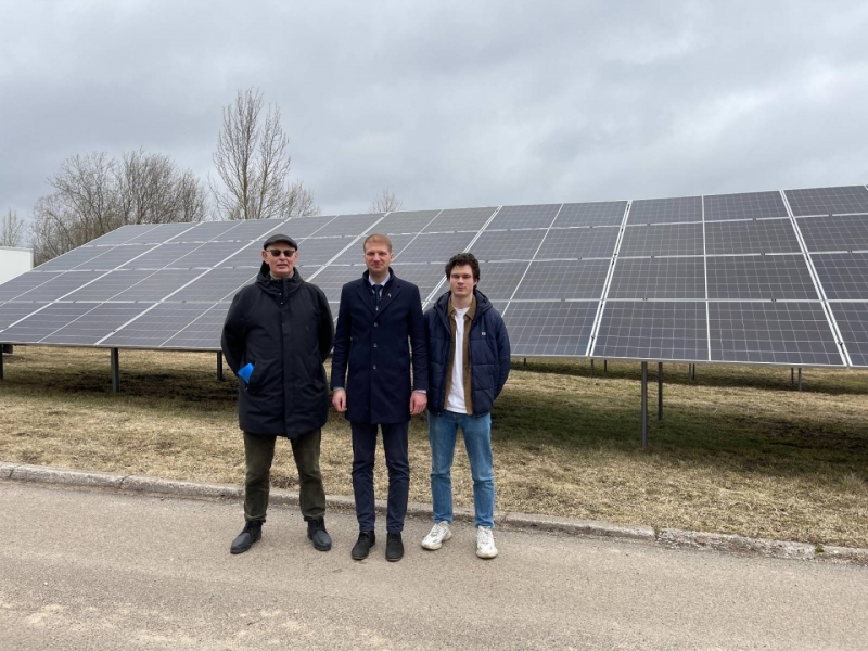 Publicitātes nolūkos aicinām izmantot arī foto no Klimata un enerģētikas ministra K. Meļņa tikšanās ar SIA Lūdzas maiznīca pārstāvjiem.