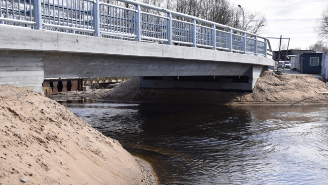 Tika atsākti “Govju tilta” pārbūves darbi