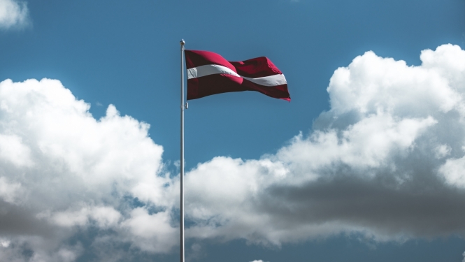 Latvijas karogs