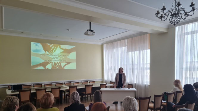 Seminārs probācijas dienests attēloti semināra dalībnieki