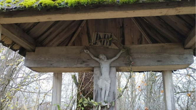 Ludzys nūvodā dokumentej krystus