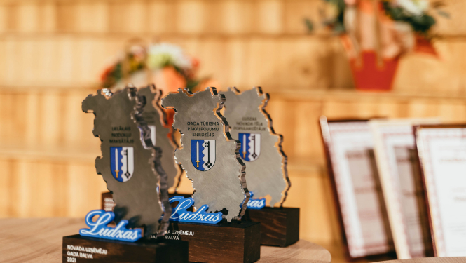 Apbalvoti Ludzas novada uzņēmēju gada balvas ieguvēji