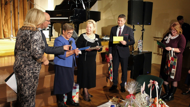 Sirsnīgi aizvadīta Ludzas novada senioru atpūtas pēcpusdiena Kārsavā