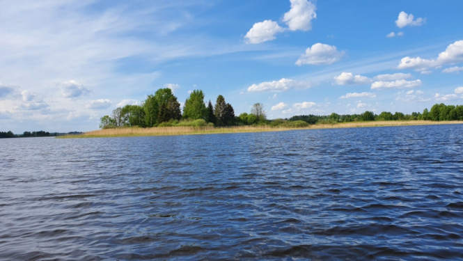 Zivis starp diviem krastiem: Lielais Ludzas ezers