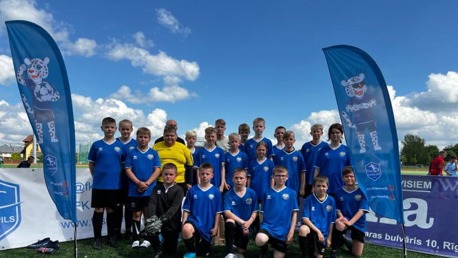 Bagātu pieredzi ieguva jaunie futbola censoņi