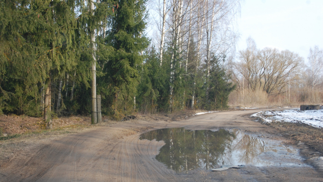 Pašreiz Banoņejas ceļš izskatās šādi. Pēc pusotra gada te būs pavisam cita ainava.
