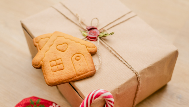 Par Ziemassvētku dāvanām bērniem, kuri neapmeklē pirmsskolas izglītības iestādes