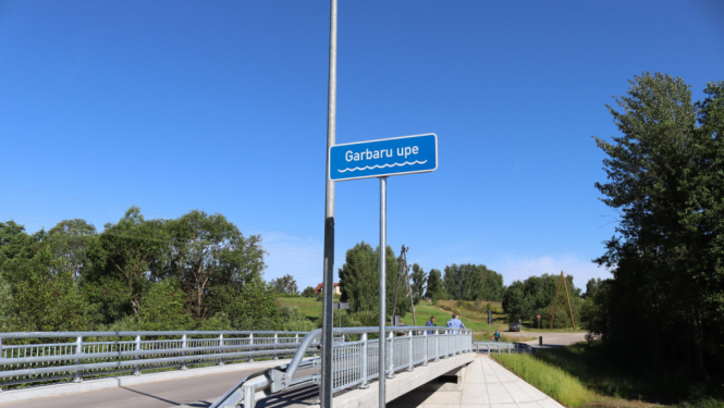 Ekspluatācijā pieņemtais tilts pār Garbaru upi