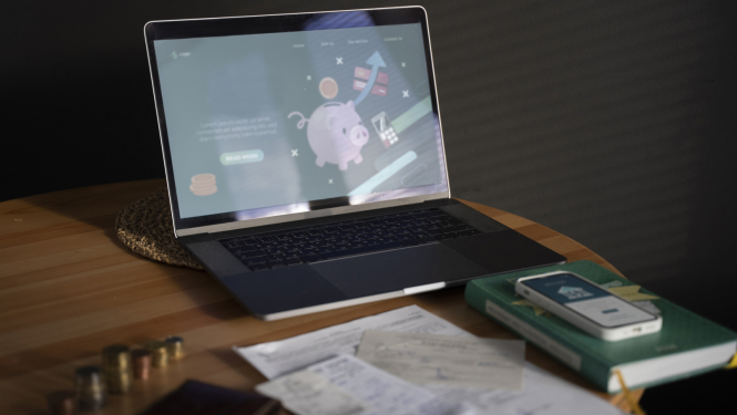 Vizuālis - Notiks informatīvais pasākums par finansiālo grūtību risinājumiem un maksātnespēju