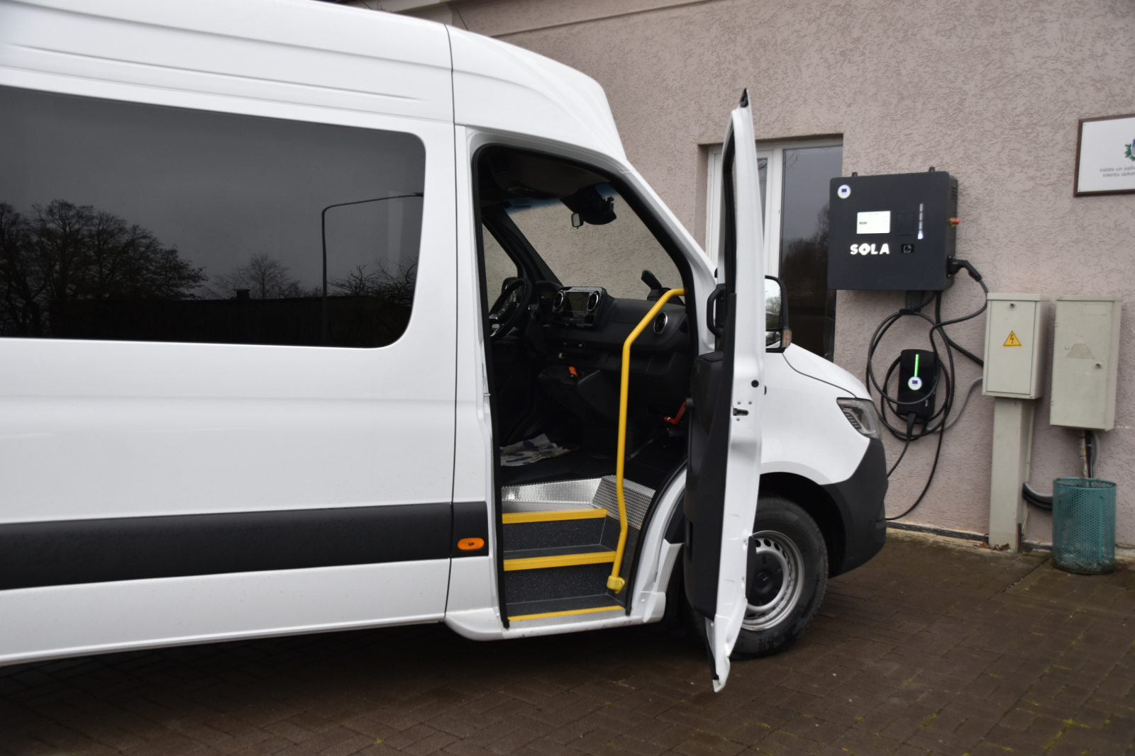 Ludzas novadā iegādāts jauns elektroautobuss skolēnu pārvadājumu nodrošināšanai