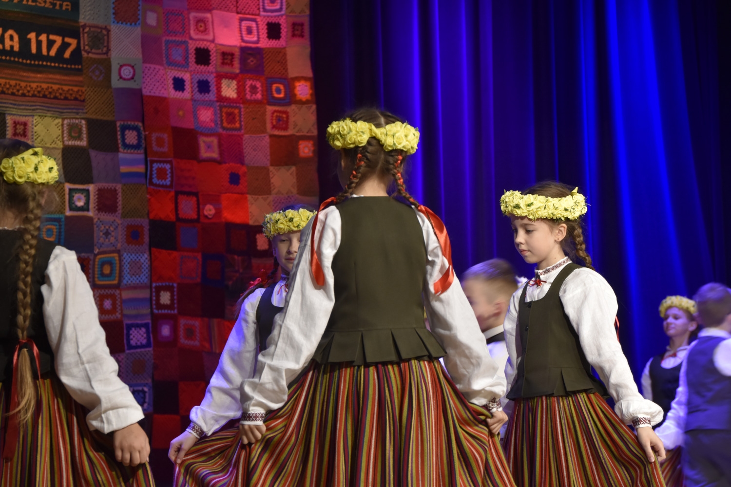 “Vai Tu zini, kas ir Latvija? Tā ir zeme – mūsu Dzimtene” Ludzas Kultūras namā 38