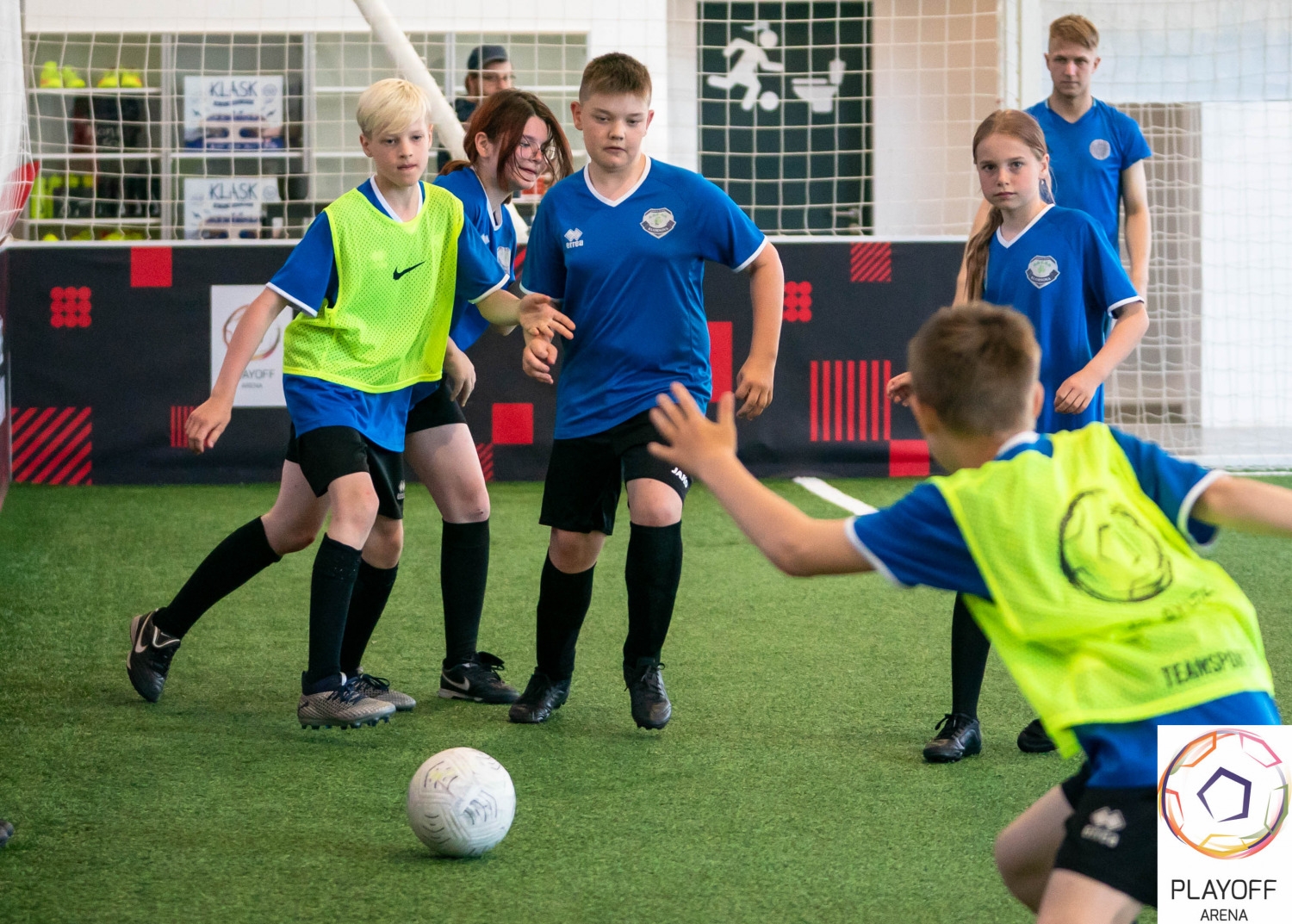 Bagātu pieredzi ieguva jaunie futbola censoņi