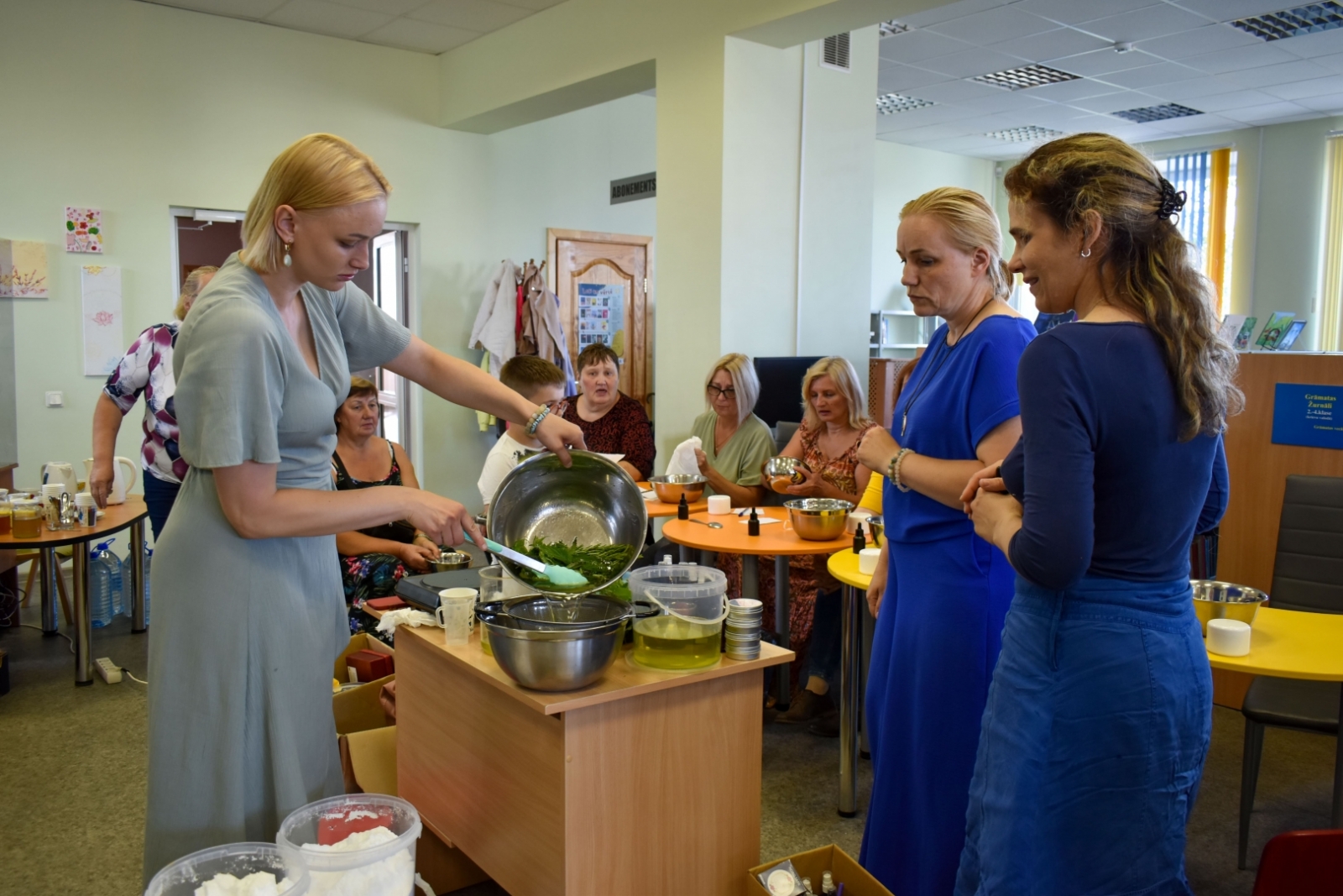 Izglītojoši izklaidējošs pasākums "Zaļā kafejnīca" aktivitātes