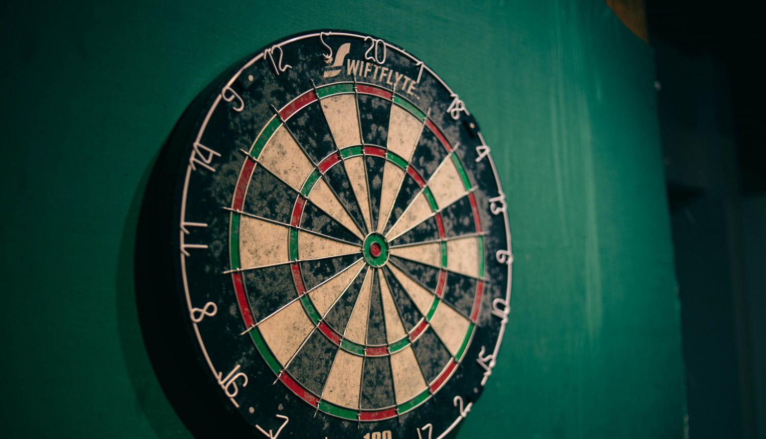 Ludzas novada kausa izcīņa šautriņu mešanā 2022