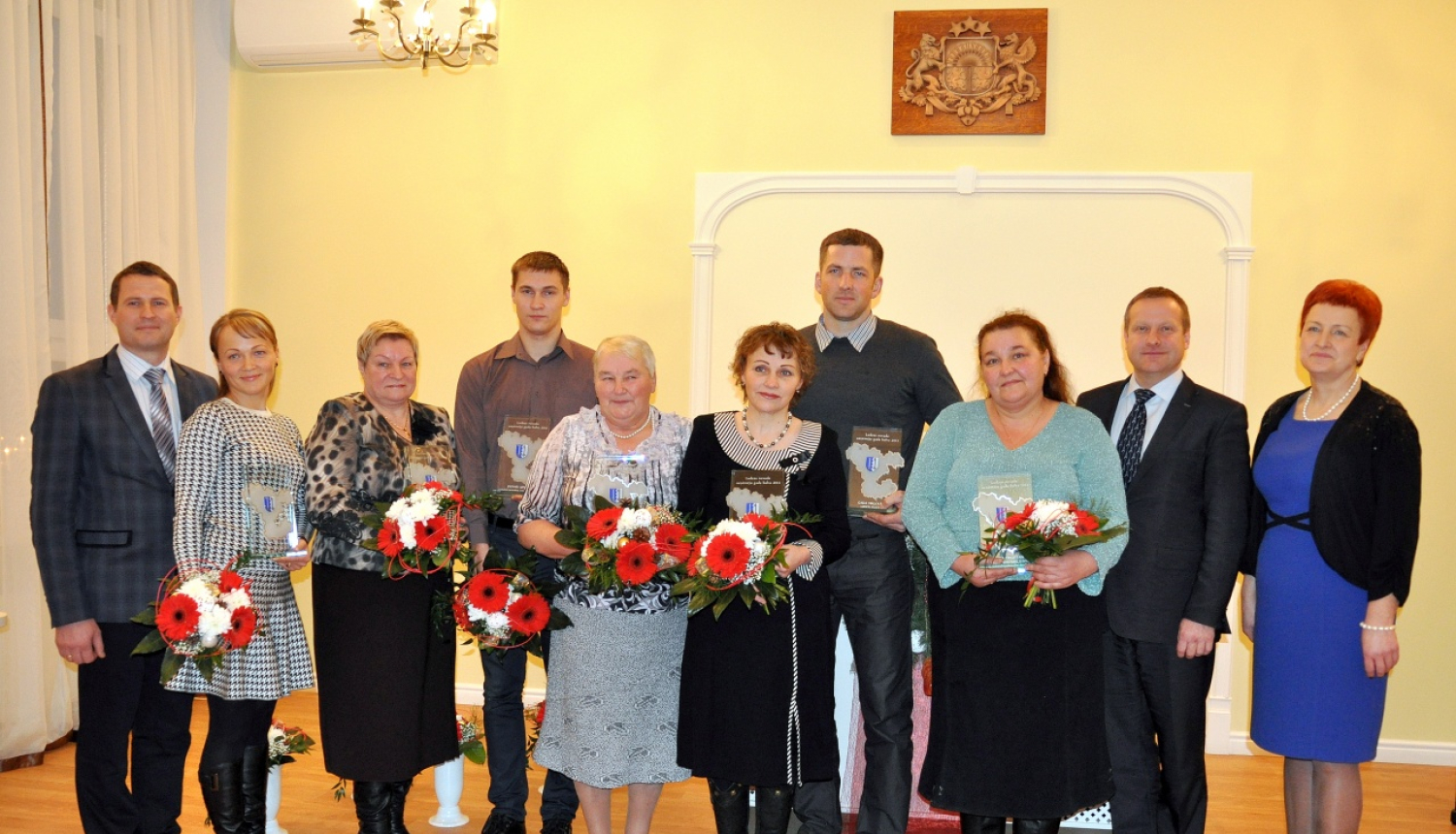 Uzņēmēji saņem balvas