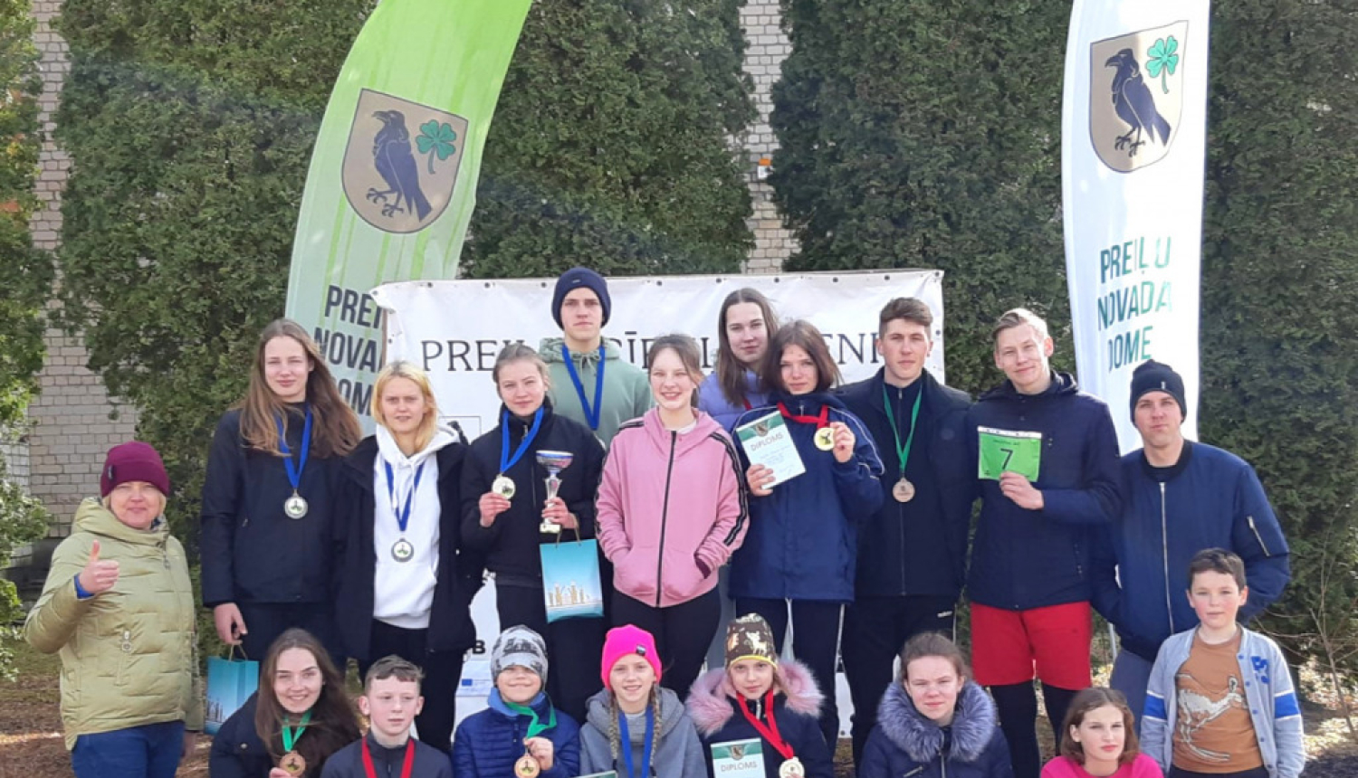 Ludzas novada Sporta skolas vieglatlēti gūst labus panākumus Preiļos
