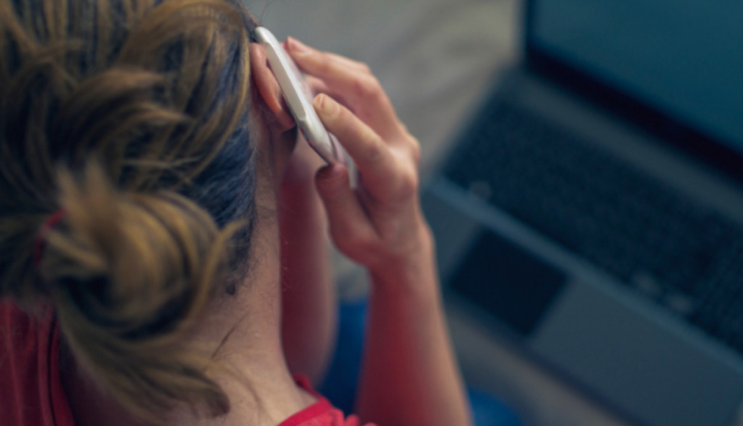 Aptur Covid-19 uzziņu tālruņa 8989 darbību