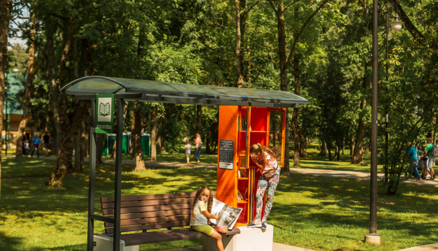 Ludzas parkā tapuši jauni infrastruktūras objekti | LRTV sižets