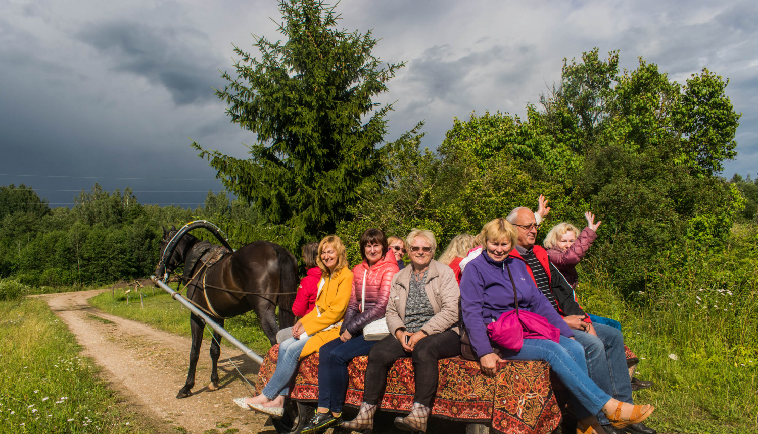 Aicinām uz Saimes galda dienu lauku sētā