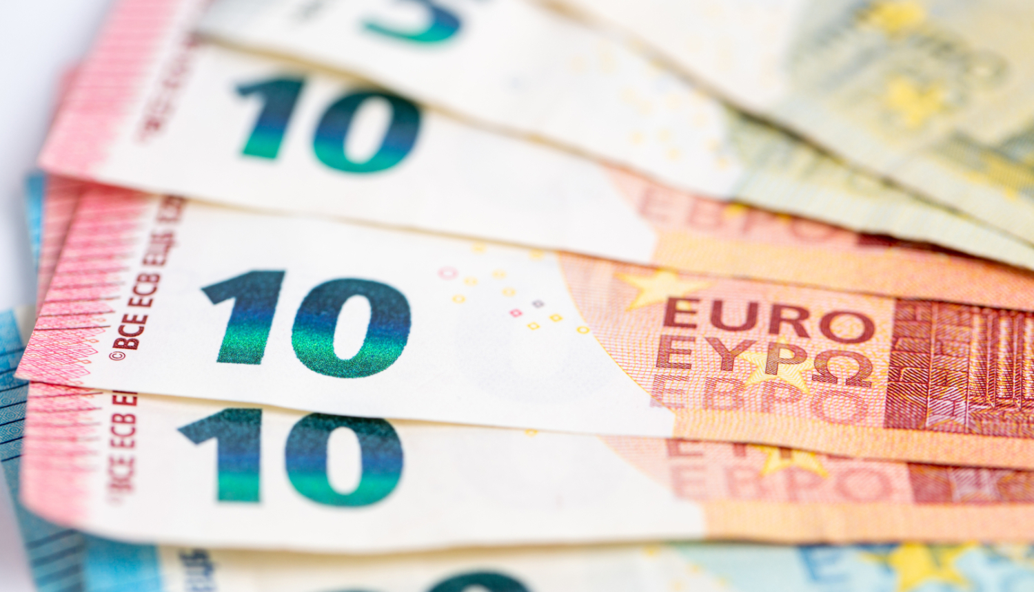 Vizuālis - Ārlietu ministrijas informācija pensionāriem par Krievijas Federācijas pensiju izmaksu