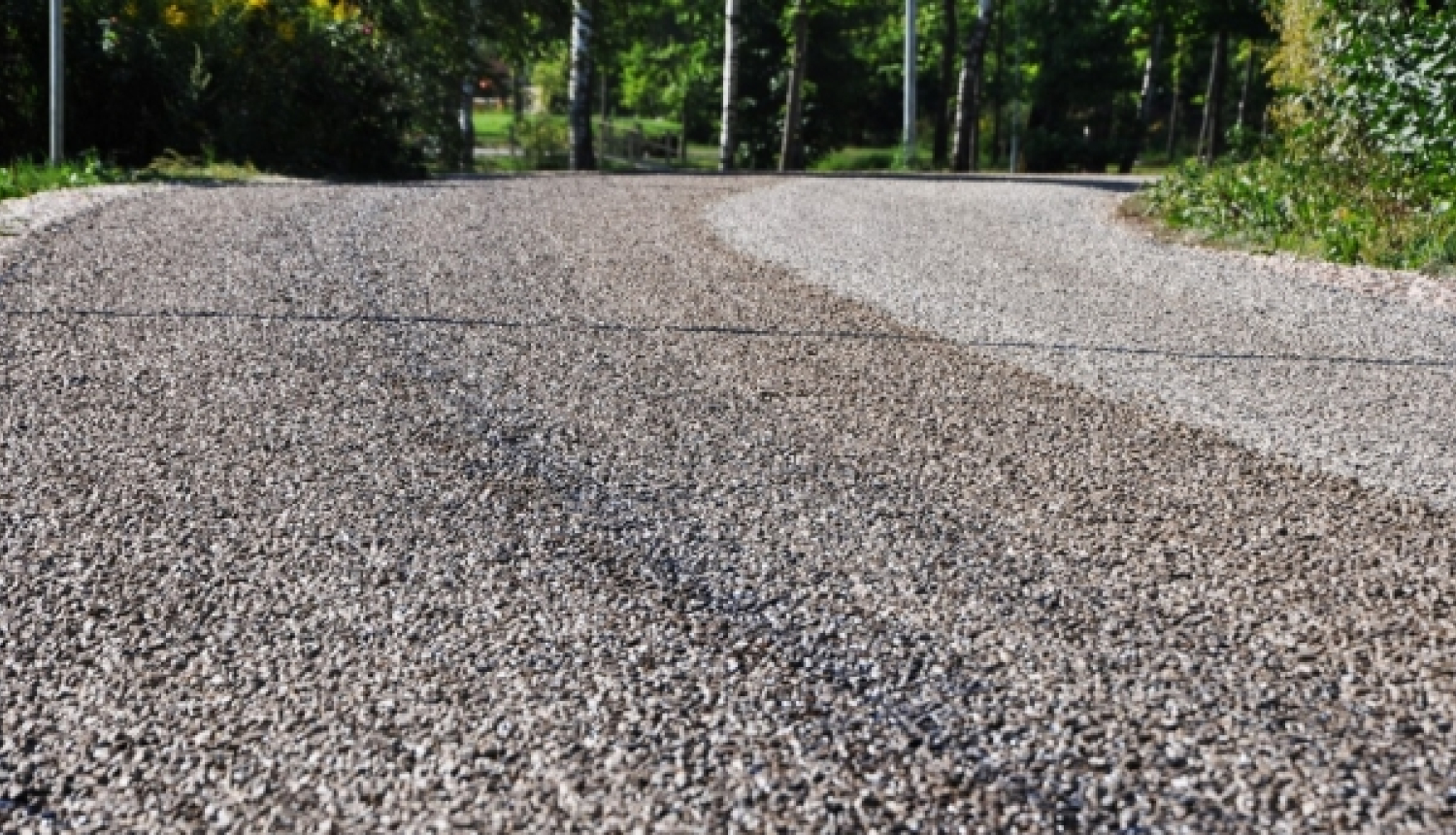 Iedzīvotāju ievērībai! Par ceļa remontdarbiem posmā “Dzerkaļi – Cirmas ezers”