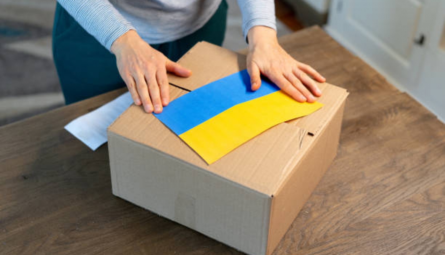 Aicina atbalstīt uz ziedot Ukrainas iedzīvotājiem