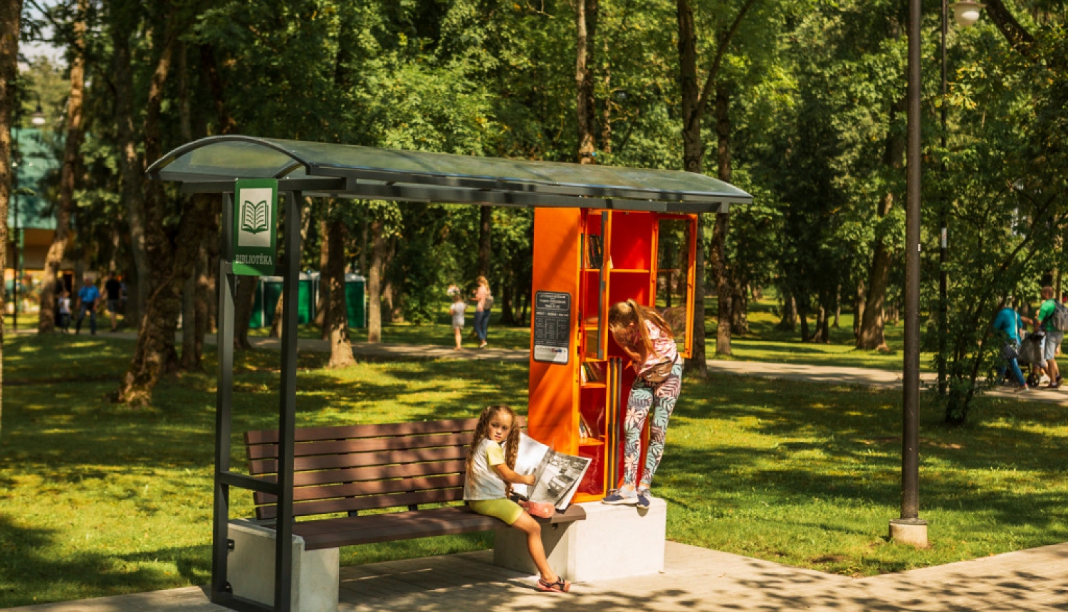 Ludzas parkā tapuši jauni infrastruktūras objekti | LRTV sižets