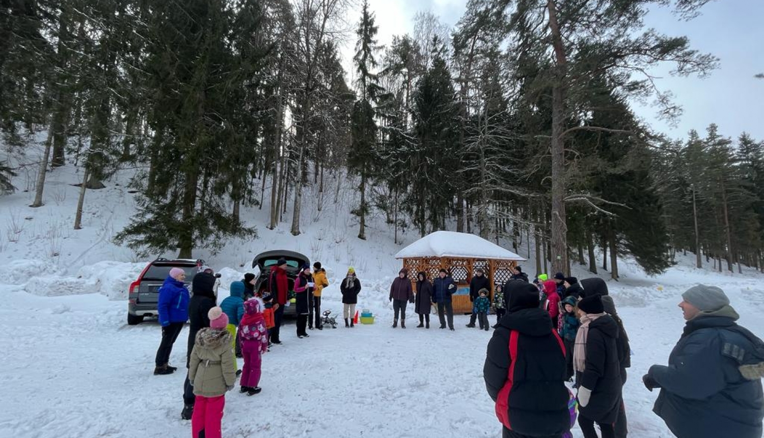 Ciblā izbauda ziemu sportiskā gaisotnē, Ludzā pulcējas galda tenisa entuziasti