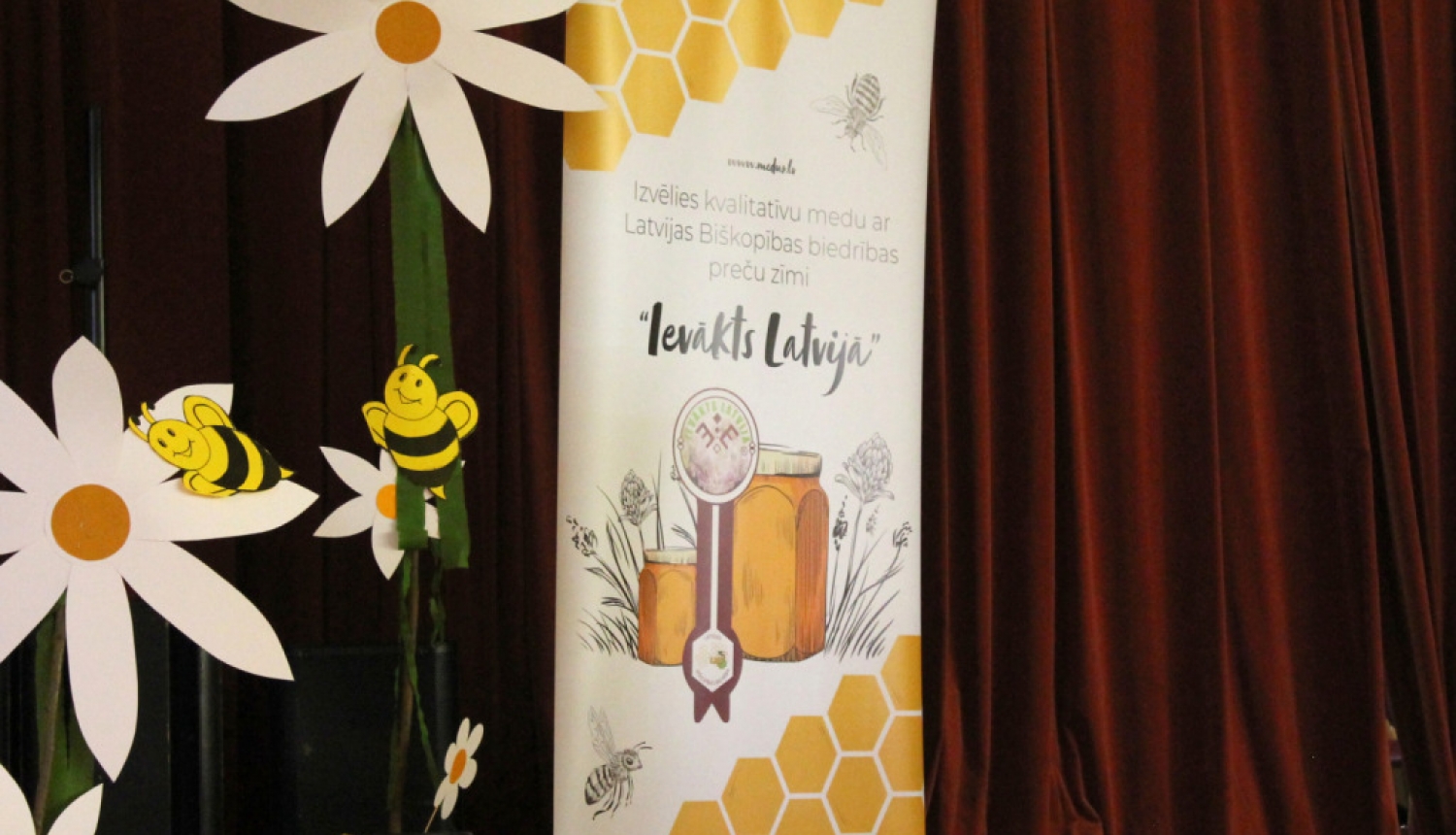 Salnavā norisinājās Latgales reģiona biškopju konference