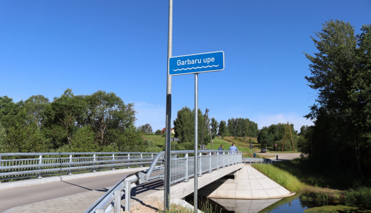 Ekspluatācijā pieņemtais tilts pār Garbaru upi